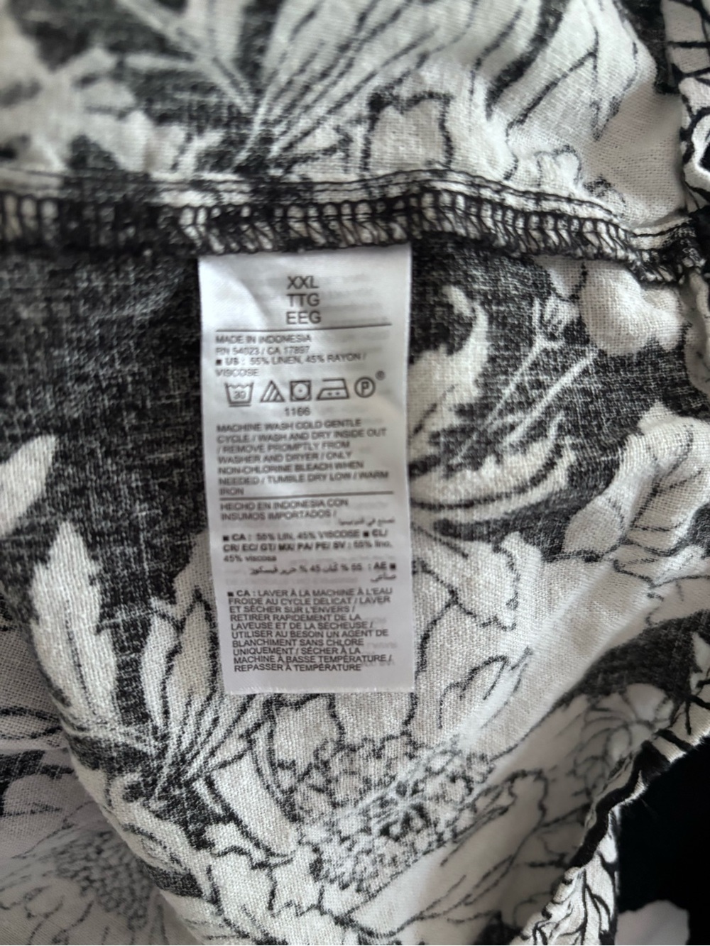 Old Navy Black and White Floral Maxi Skirt - Picture 4 of 4